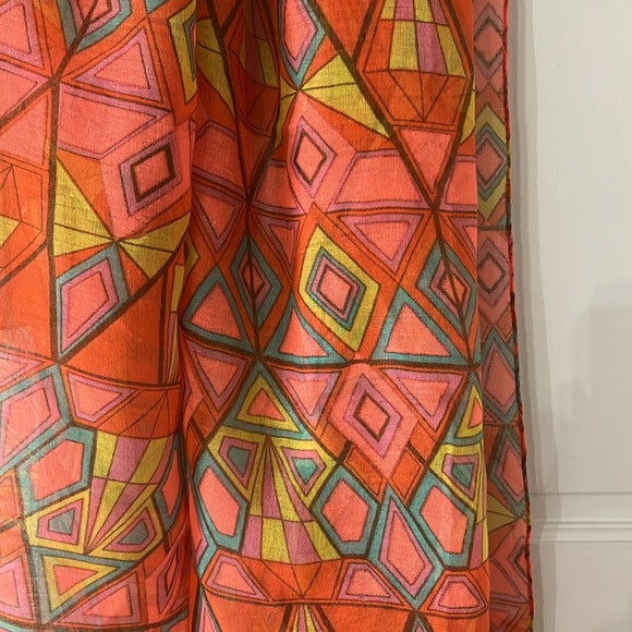 Women’s Wrap or Scarf Excellent Condition - Picture 5 of 5